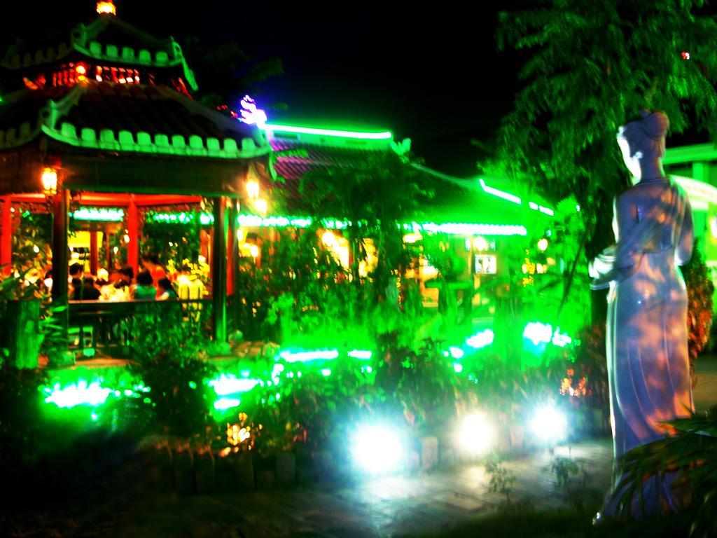 Ngoi Nha Xanh Hotel Đà Nẵng Exterior foto
