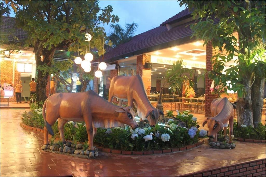 Ngoi Nha Xanh Hotel Đà Nẵng Exterior foto