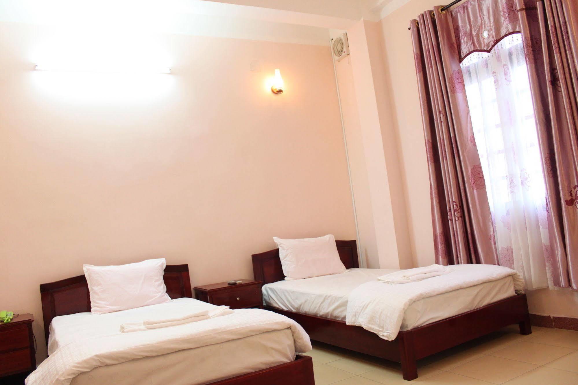 Ngoi Nha Xanh Hotel Đà Nẵng Exterior foto