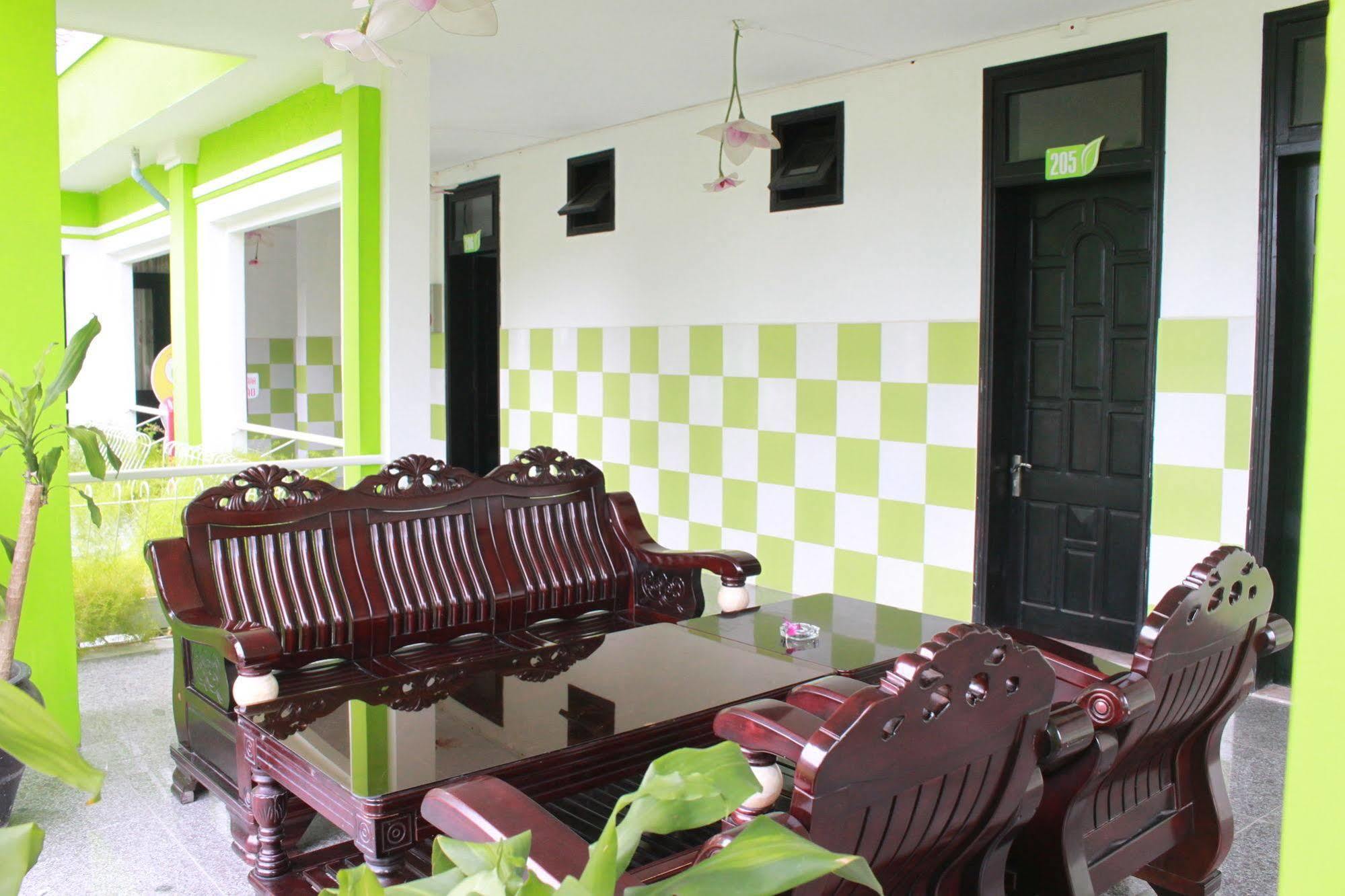 Ngoi Nha Xanh Hotel Đà Nẵng Exterior foto